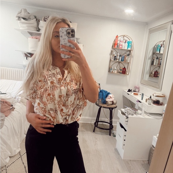 J. Crew Tops - BIBI tiger top M